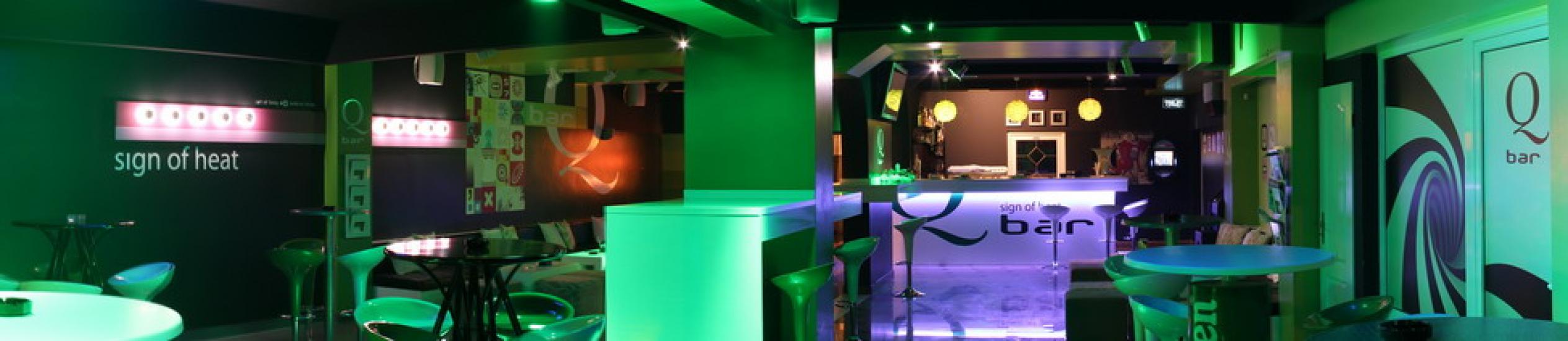 Q - Bar